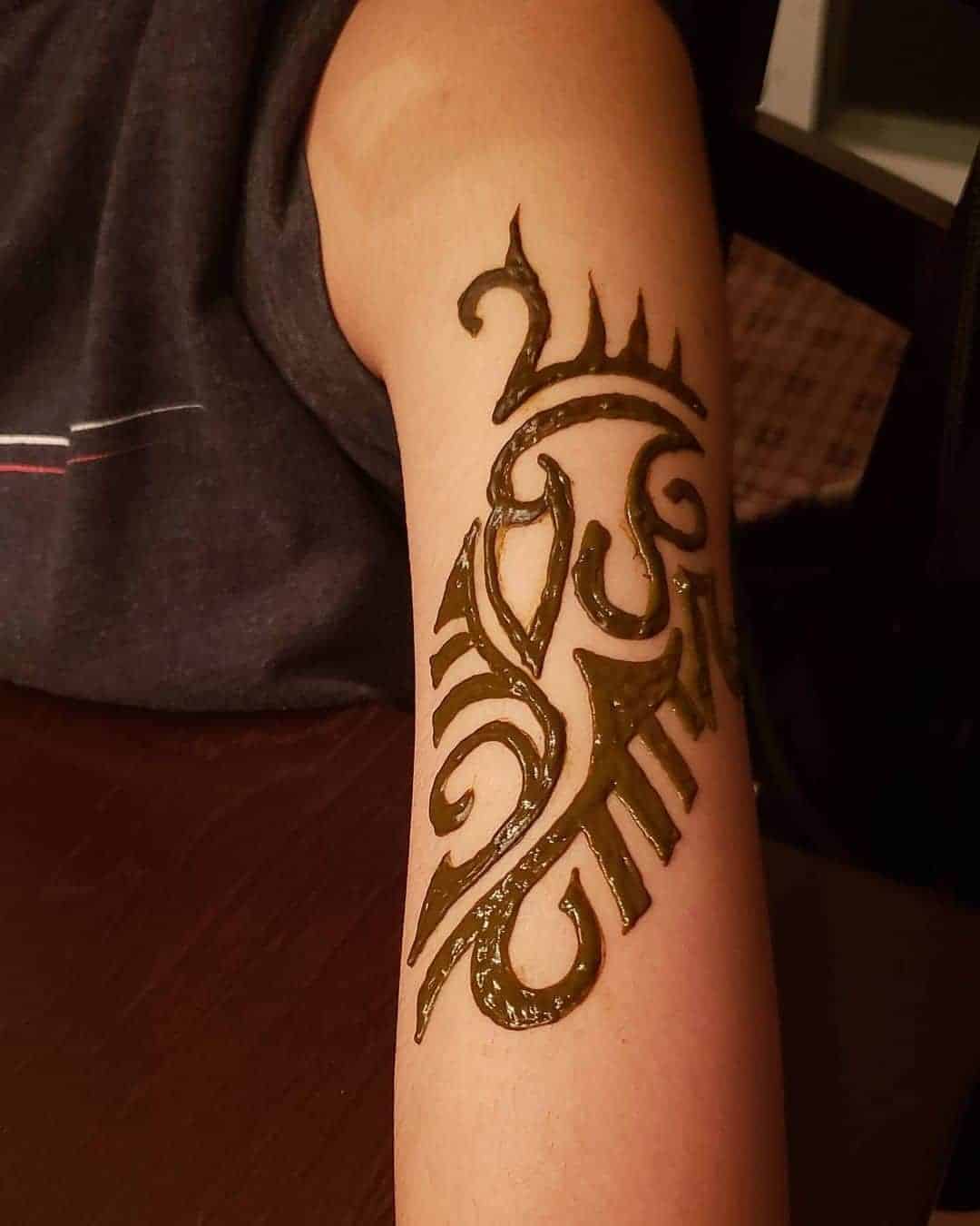 Tribal Symbol Henna Tattoo