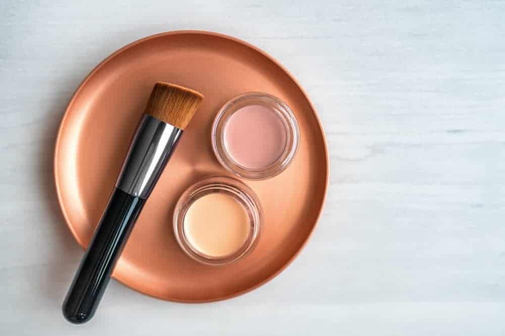 Foundation Brushes vs. Sponges