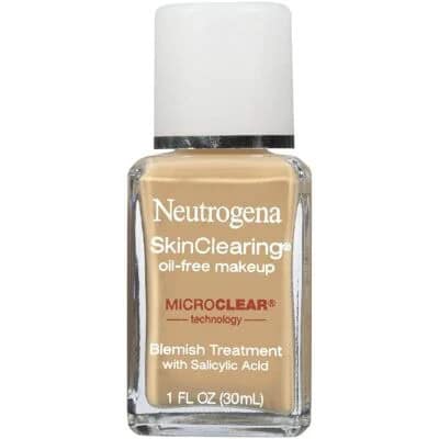 Best Foundation for Acne-Prone Skin: Neutrogena SkinClearing Oil-Free Makeup