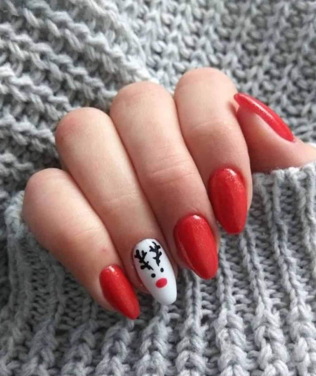 Warm Red Nails With Reindeer Accent Nail