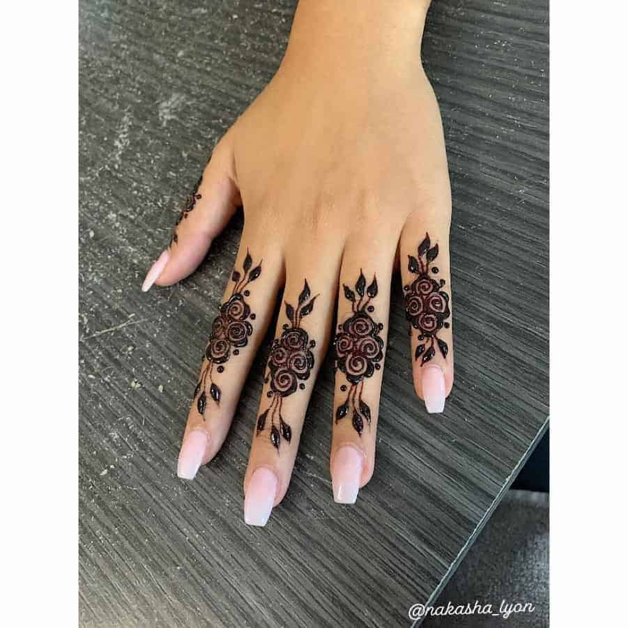 Floral Fingers Henna Tattoo