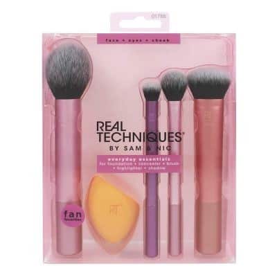 Best Blush Brush Set:  Real Techniques Makeup Brush Set