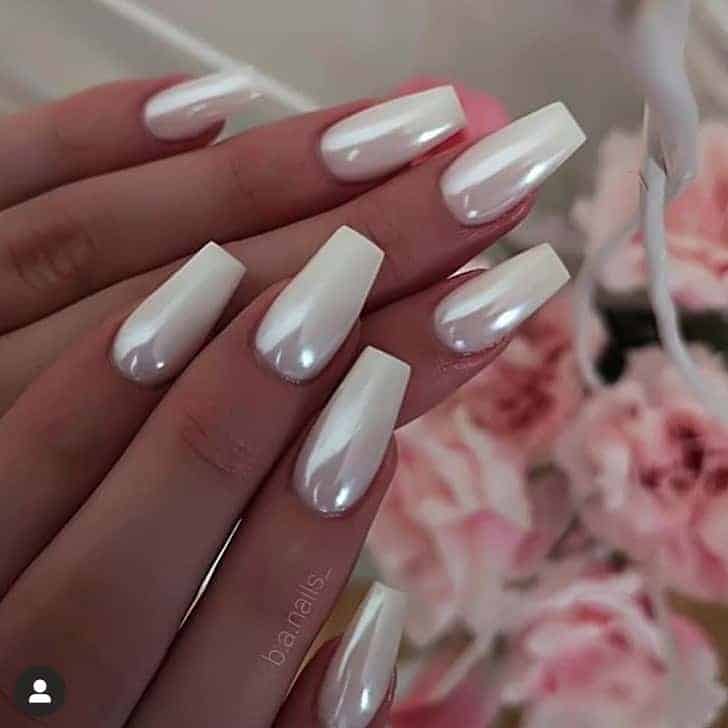 Pearly Pink Nails