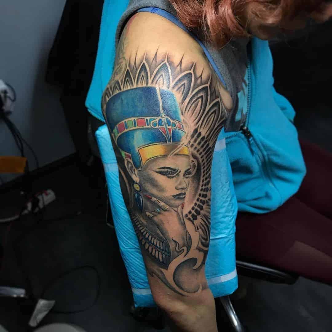 Queen Nefertiti With Sunflower