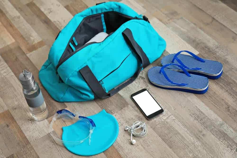 Do You Need a Waterproof or Water Repellent Bag?