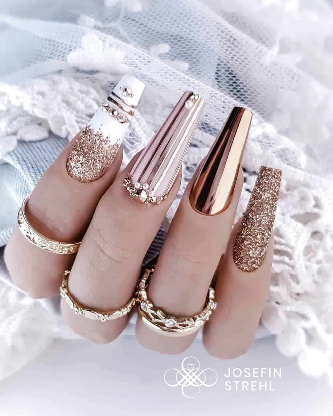 Metallic Gold and Glitter Nails