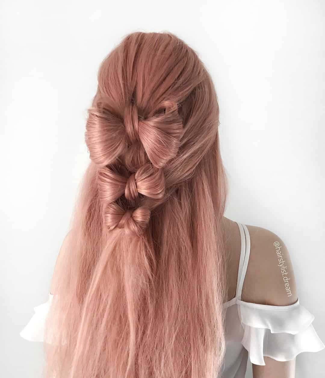 Bow-Shaped Braids