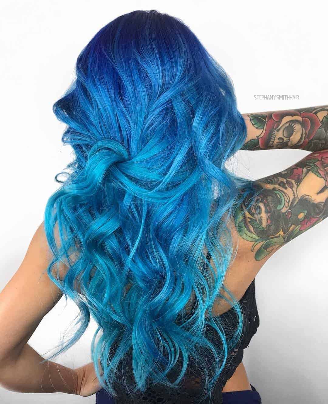 Fifty Shades of Blue Ombré Mermaid Waves