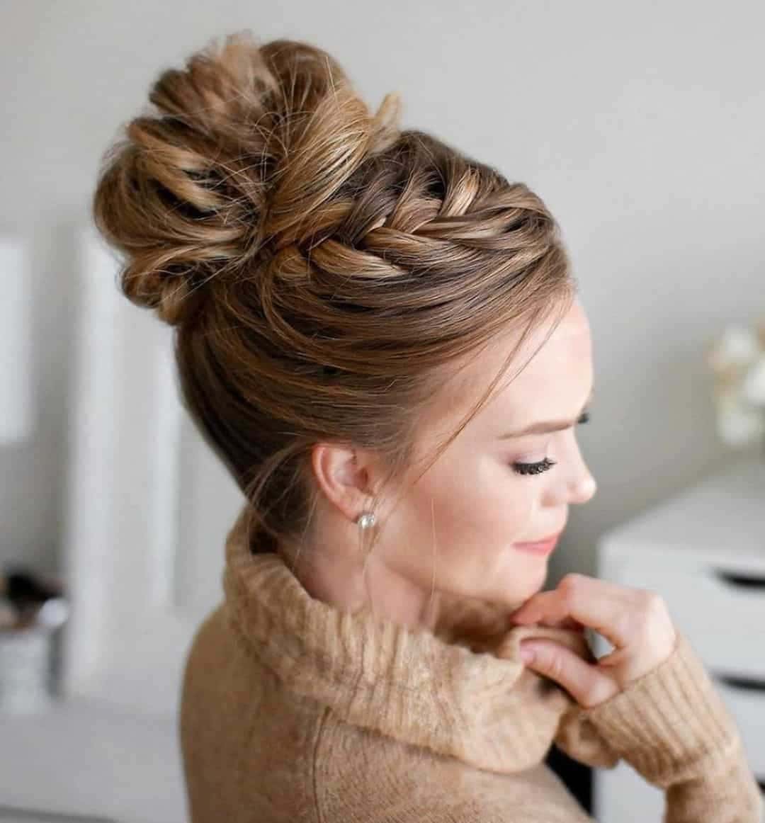 High Messy Bun With Braided Headband