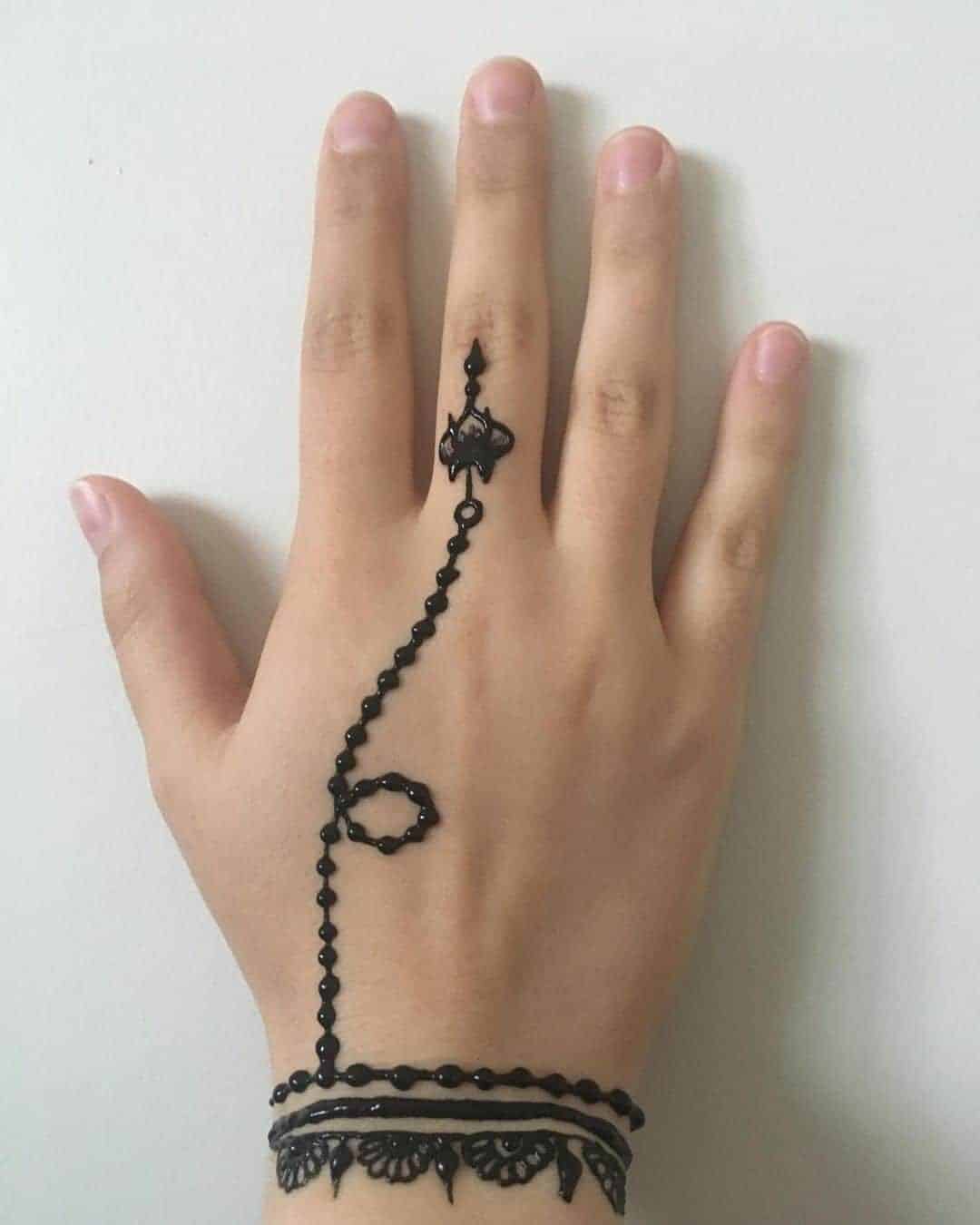 Minimal Bracelet Henna Tattoo